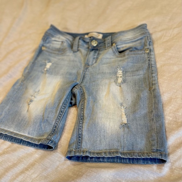 7 For All Mankind Distressed Denim Bermuda Jean Shorts Women’s Size 27 - Picture 3 of 7